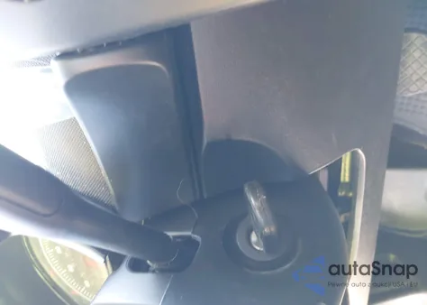 2010 Volkswagen New Beetle 2.5L z USA, uszkodzony, nr VIN 3VWRW3AGOAMO26368